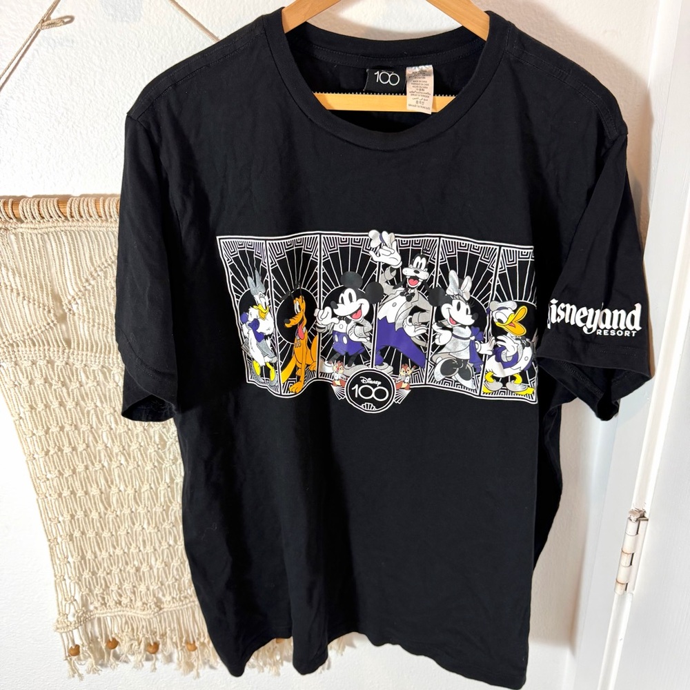 Disney Disneyland Black Mickey & Friends 100th Anniversary Vintage Graphic XXL